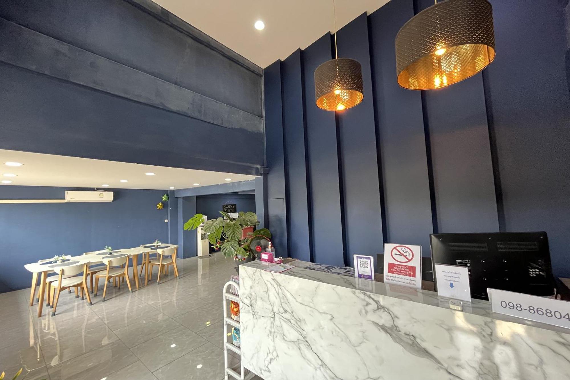 Blue26 Hotel Ban Wat Sala Daeng Exterior photo